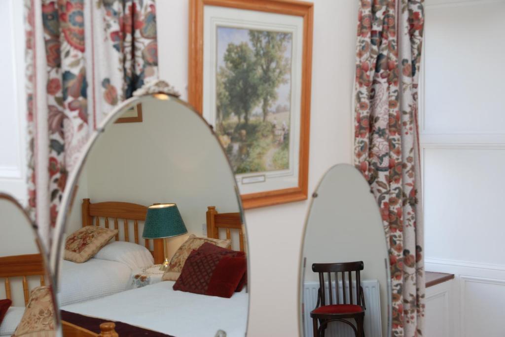 Kilburn House B&B Milltown  Habitación foto